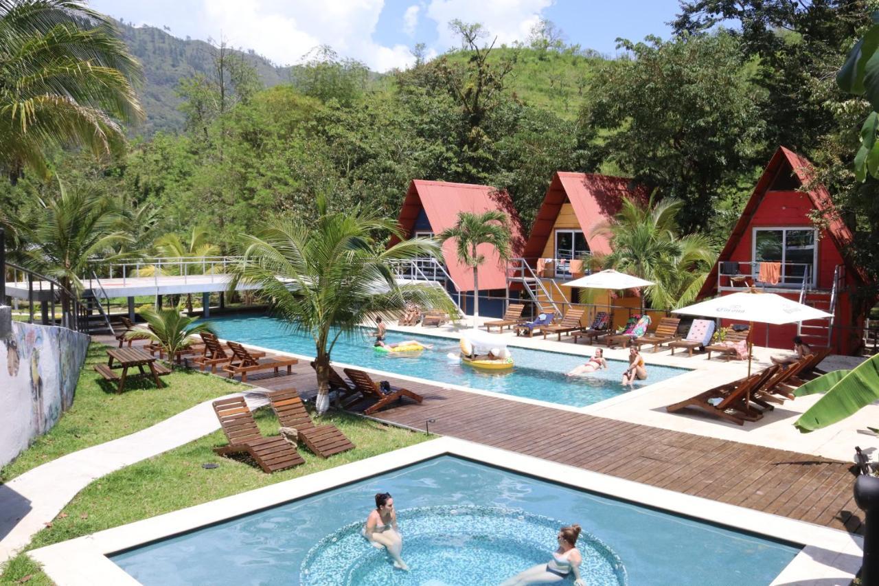 Greengos Hotel Lanquín Extérieur photo