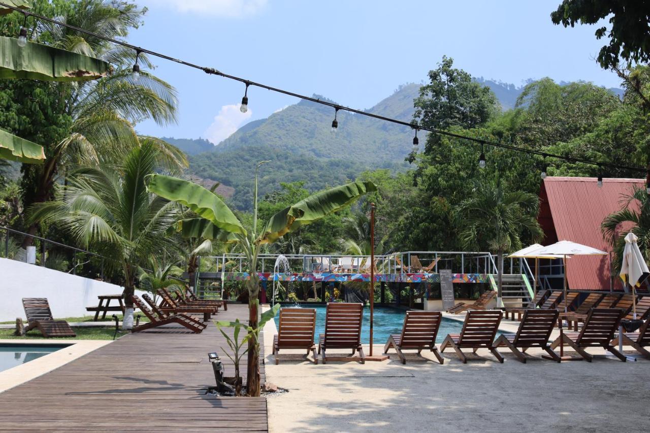Greengos Hotel Lanquín Extérieur photo